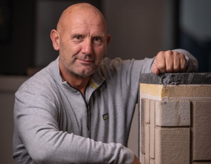 Portret van Marc Veenstra, eigenaar van IBS Afbouw